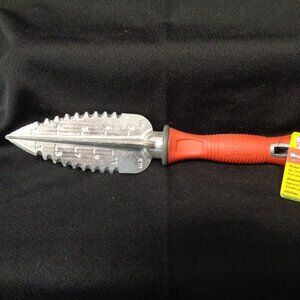 Garden Weasel Multi-blade planter/digger heavy duty nonslip grip